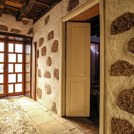 Suncanarias Casa Tajinaste B&B *